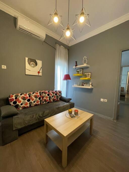 Studio 7 Tesalonika Bagian luar foto